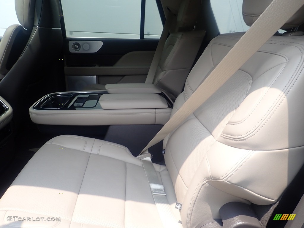 Sandstone Interior 2022 Lincoln Navigator Reserve 4x4 Photo #146247033