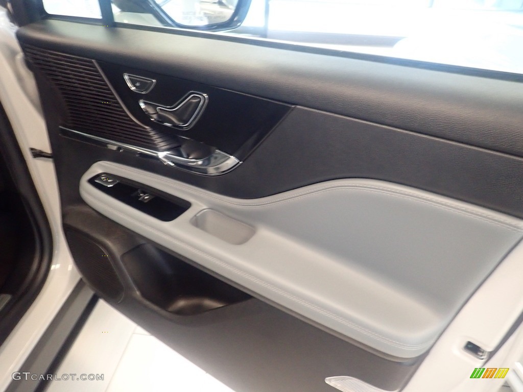 2022 Lincoln Corsair Reserve AWD Slate Gray Door Panel Photo #146247156