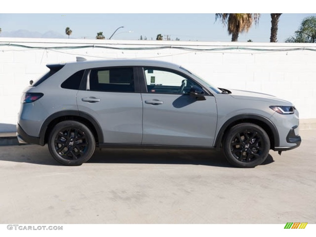 Urban Gray Pearl 2024 Honda HR-V Sport Exterior Photo #146250367
