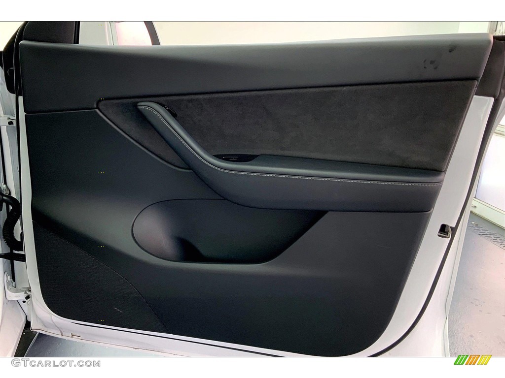 2020 Model Y Long Range - Pearl White Multi-Coat / Black photo #27