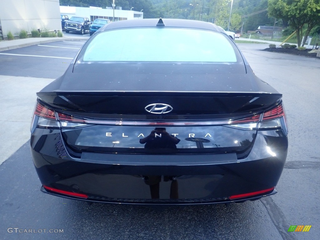 2022 Elantra N-Line - Black / Black photo #3
