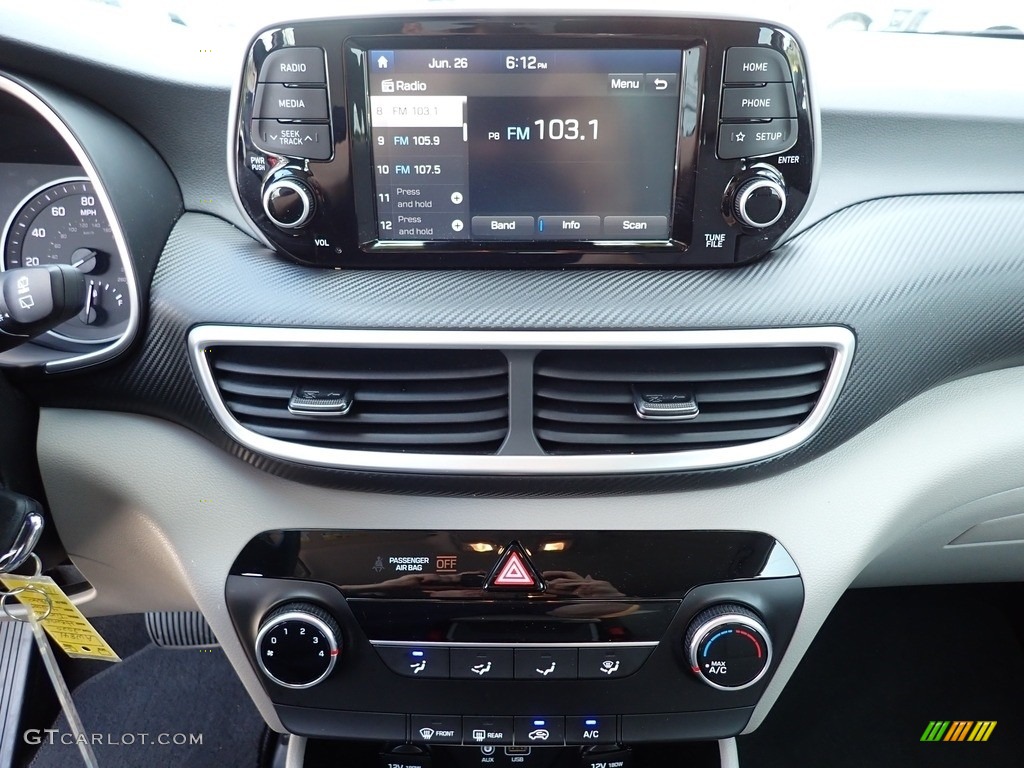 2020 Tucson SE AWD - Winter White / Gray photo #19