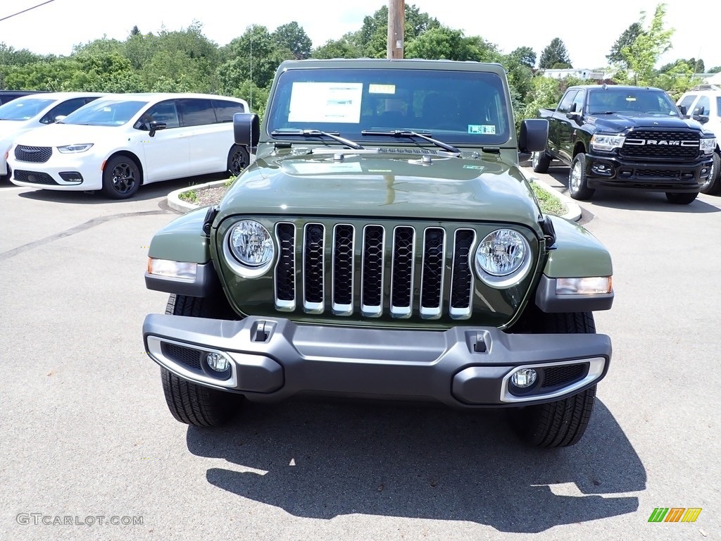 2023 Gladiator Overland 4x4 - Sarge Green / Black photo #8