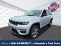 Silver Zynith - Grand Cherokee 4XE Photo No. 1