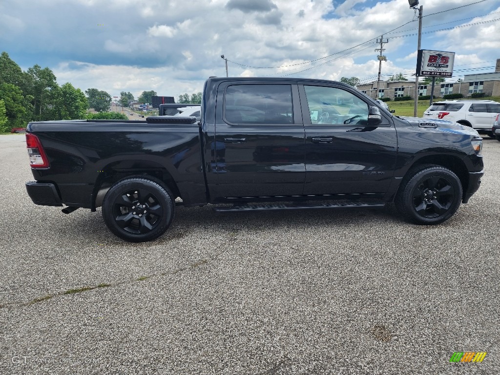 2019 1500 Big Horn Black Crew Cab 4x4 - Diamond Black Crystal Pearl / Black photo #10