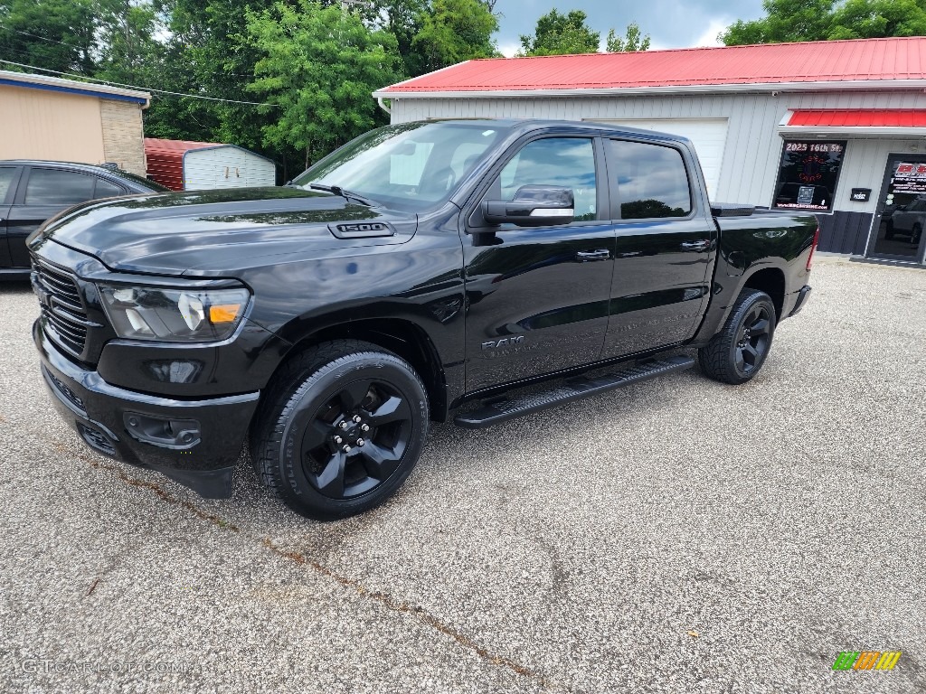 2019 1500 Big Horn Black Crew Cab 4x4 - Diamond Black Crystal Pearl / Black photo #34