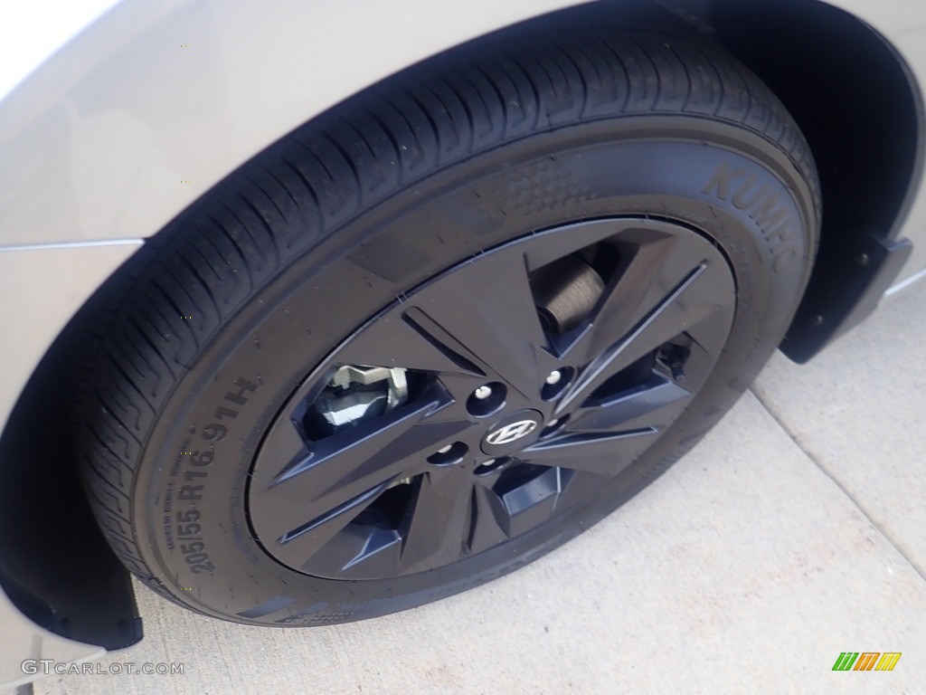 2023 Elantra SEL - Shimmering Silver Pearl / Medium Gray photo #10
