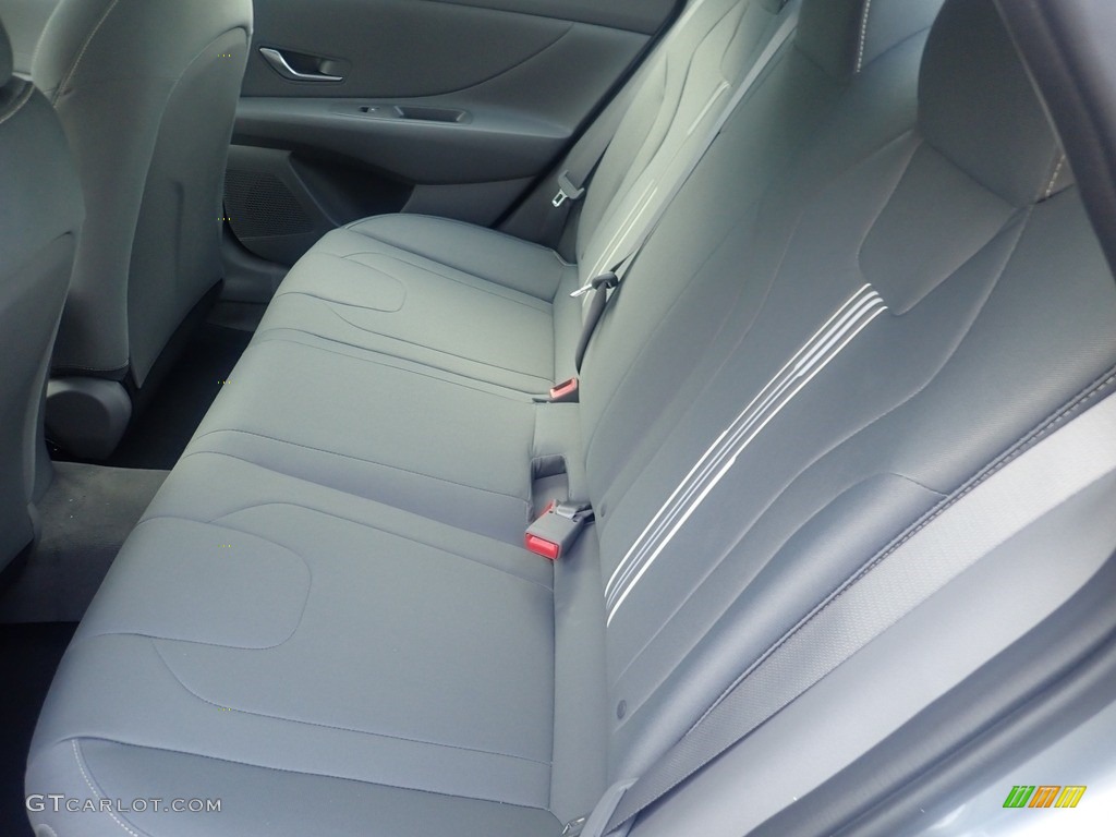 2023 Elantra SEL - Shimmering Silver Pearl / Medium Gray photo #12