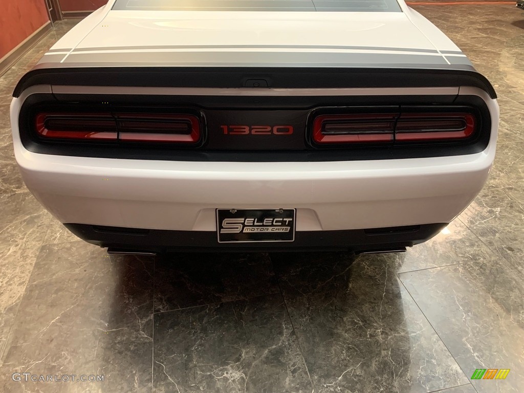 2019 Challenger 1320 - White Knuckle / Black photo #6