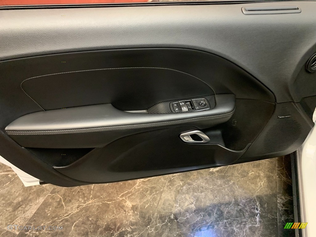 2019 Challenger 1320 - White Knuckle / Black photo #16
