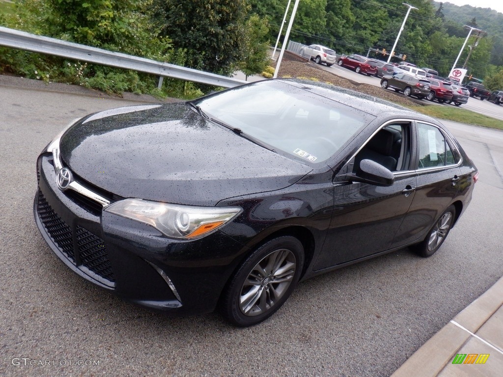 2017 Camry SE - Midnight Black Metallic / Black photo #9