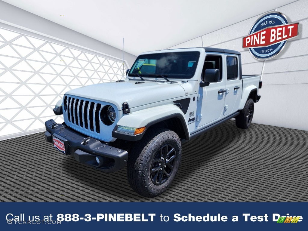 Bright White Jeep Gladiator