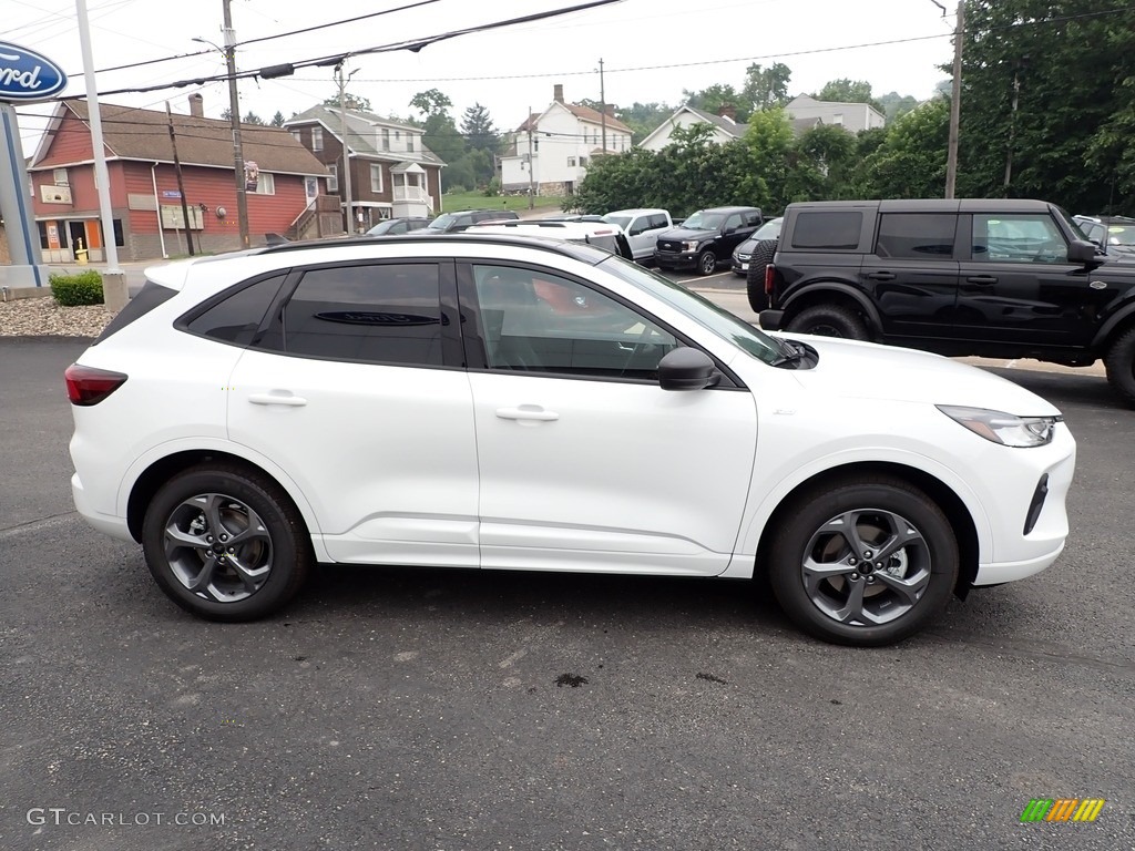 Oxford White 2023 Ford Escape ST-Line AWD Exterior Photo #146259111