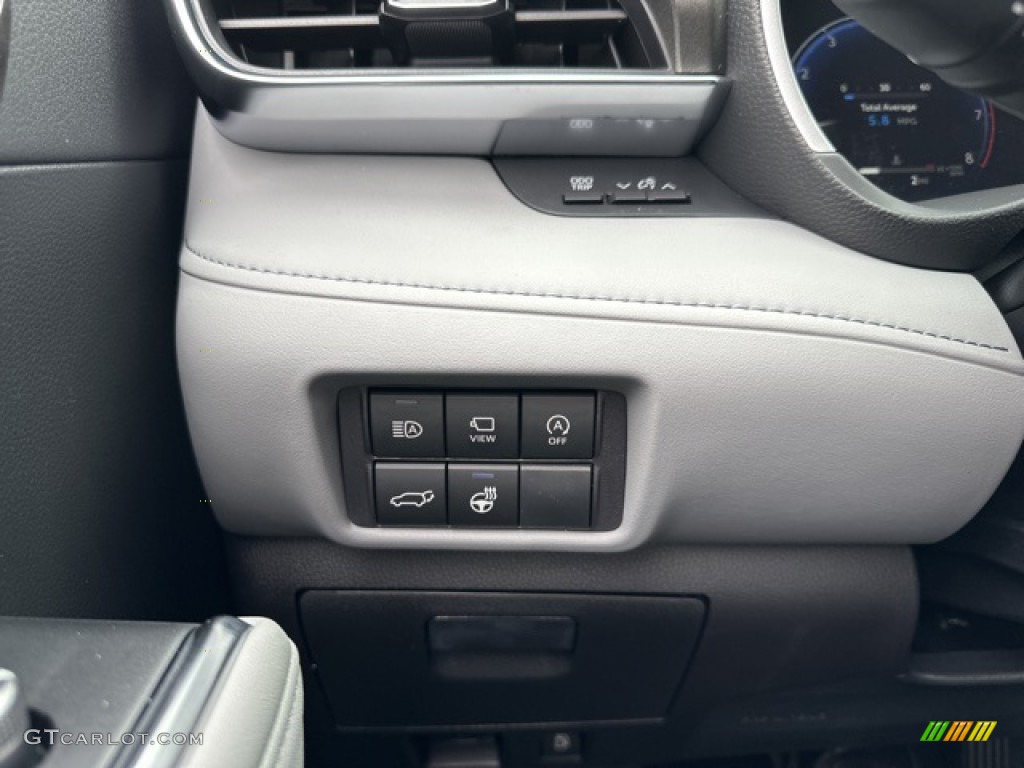 2023 Highlander Limited - Wind Chill Pearl / Graphite photo #18