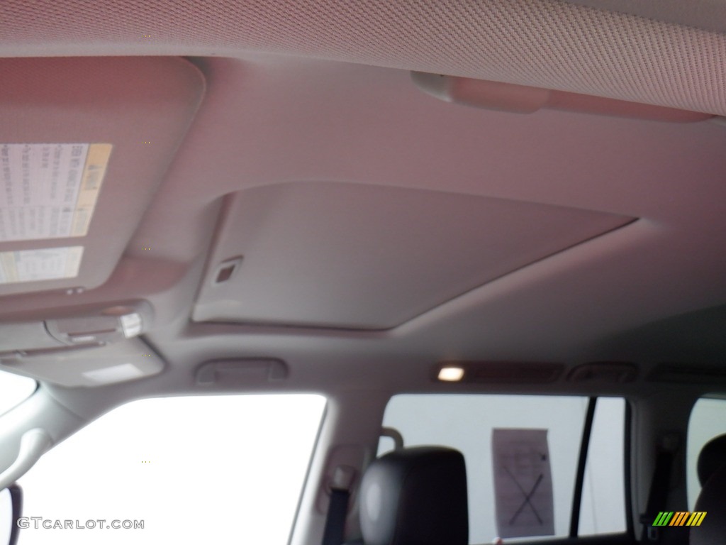 2019 Armada Platinum 4x4 - Gun Metallic / Charcoal photo #13