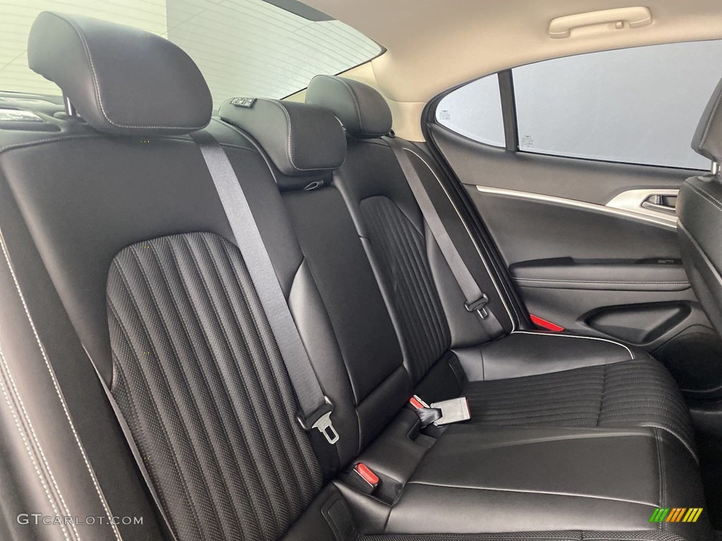 2022 Genesis G70 2.0T Interior Color Photos
