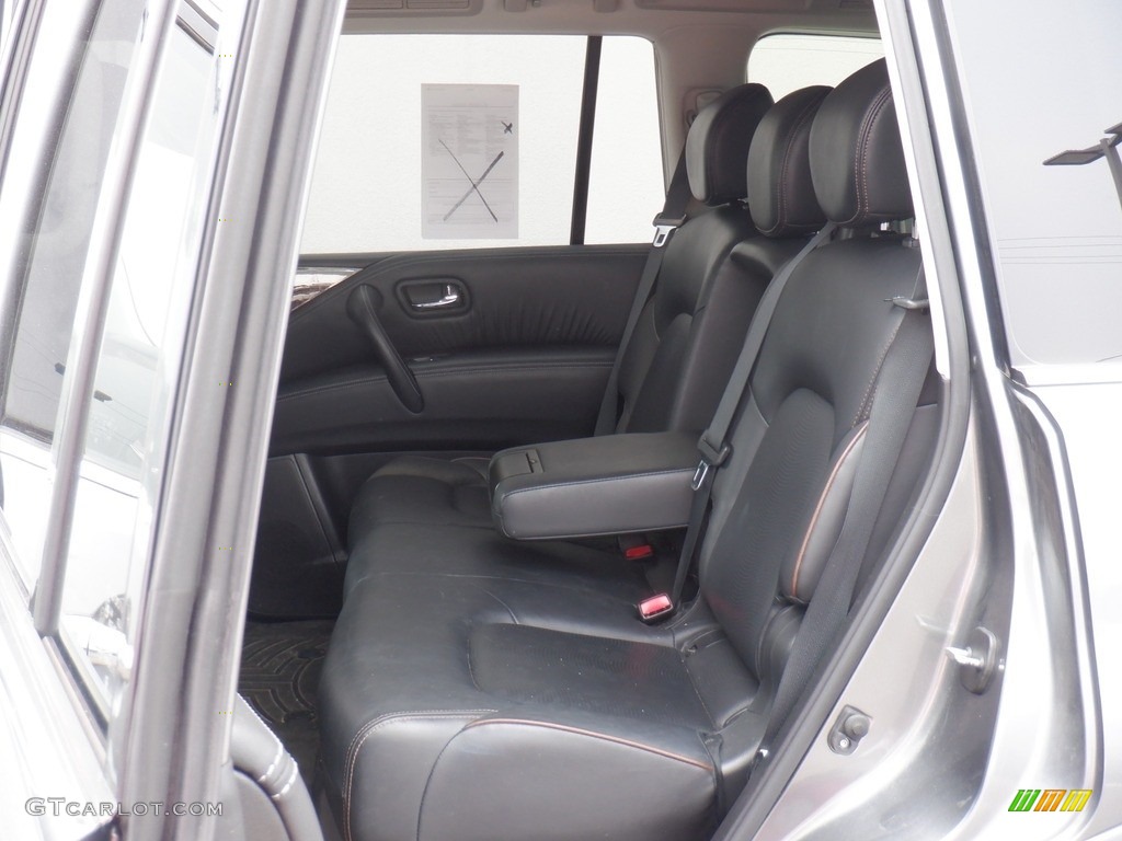 2019 Armada Platinum 4x4 - Gun Metallic / Charcoal photo #34