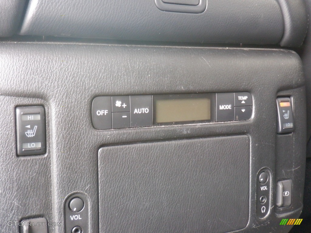 2019 Armada Platinum 4x4 - Gun Metallic / Charcoal photo #35