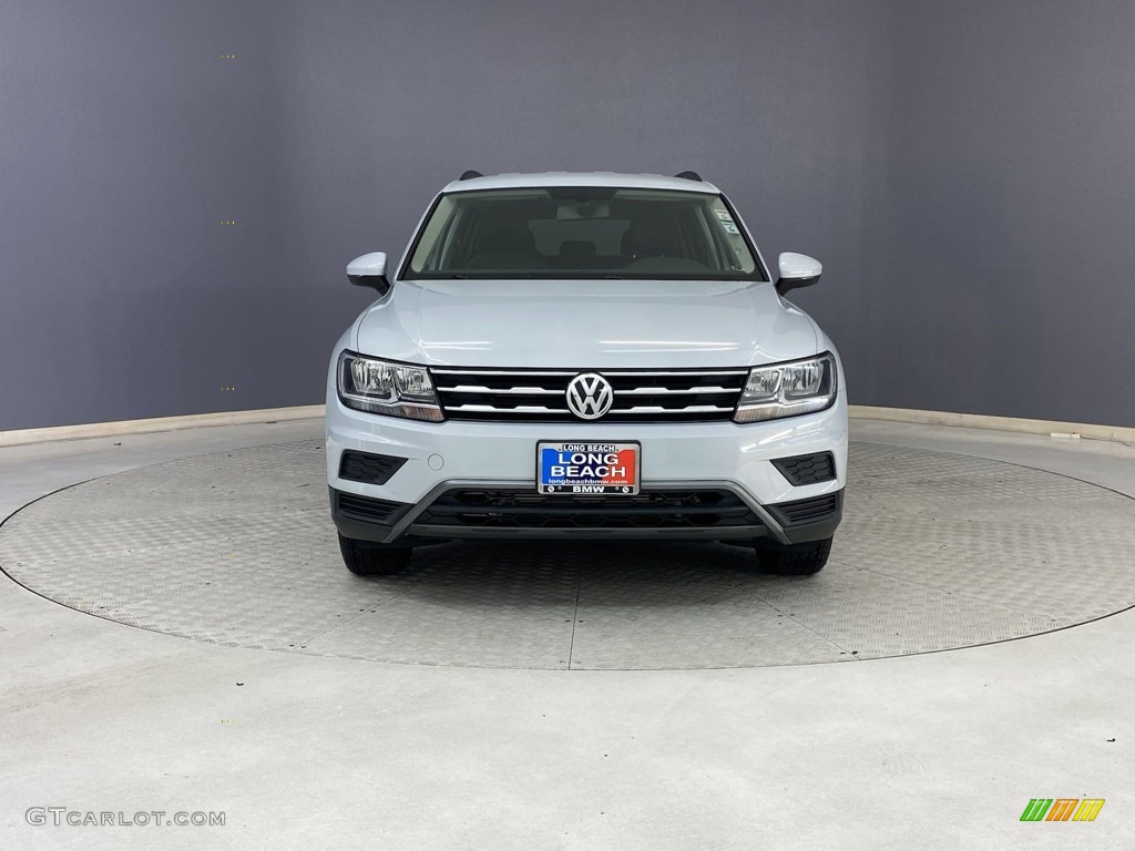 2019 Tiguan SE - Pure White / Titan Black photo #2