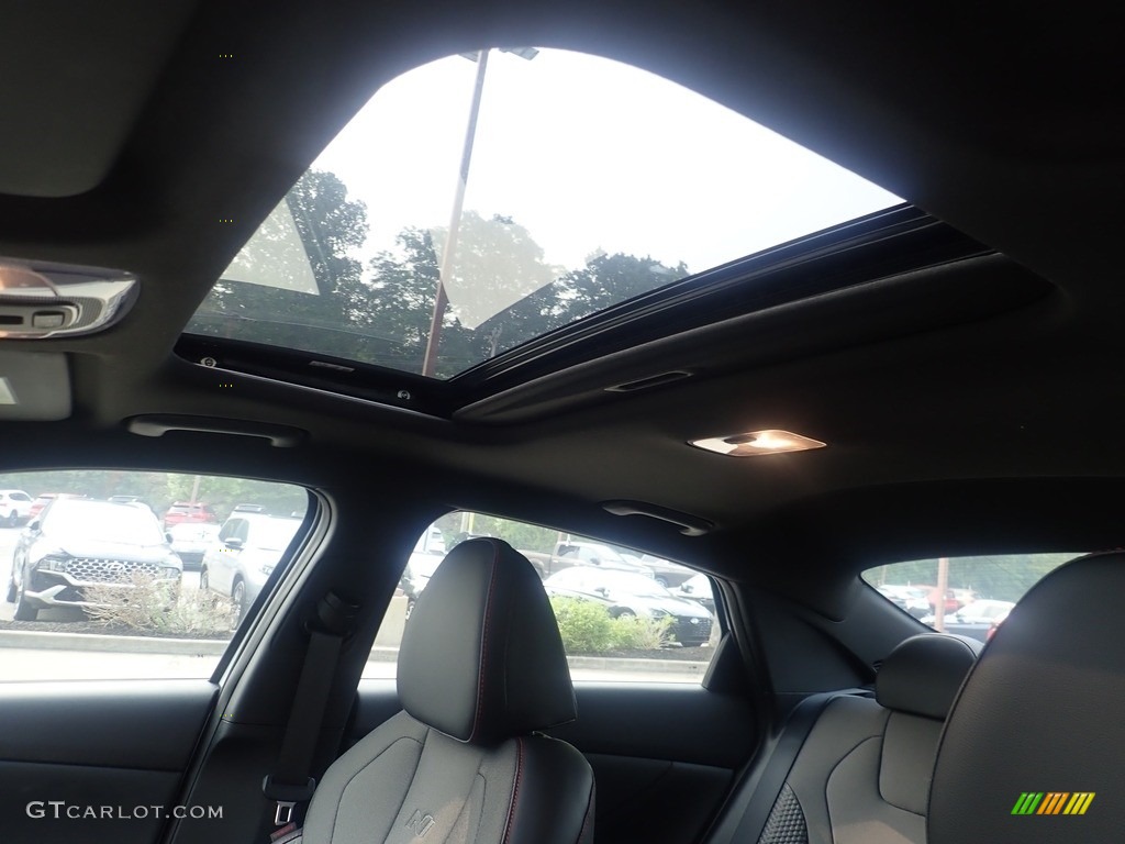 2023 Elantra N-Line - Lunar White / Black photo #15