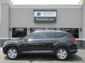 Deep Black Pearl 2019 Volkswagen Atlas SEL 4Motion