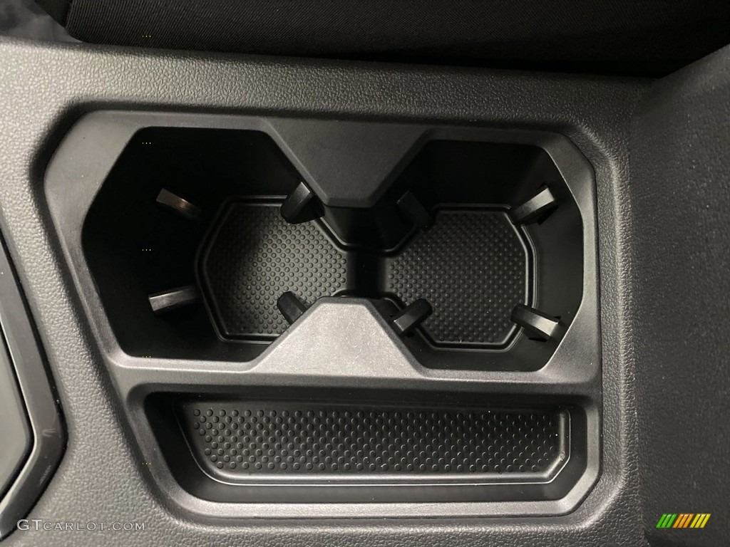 2019 Tiguan SE - Pure White / Titan Black photo #29