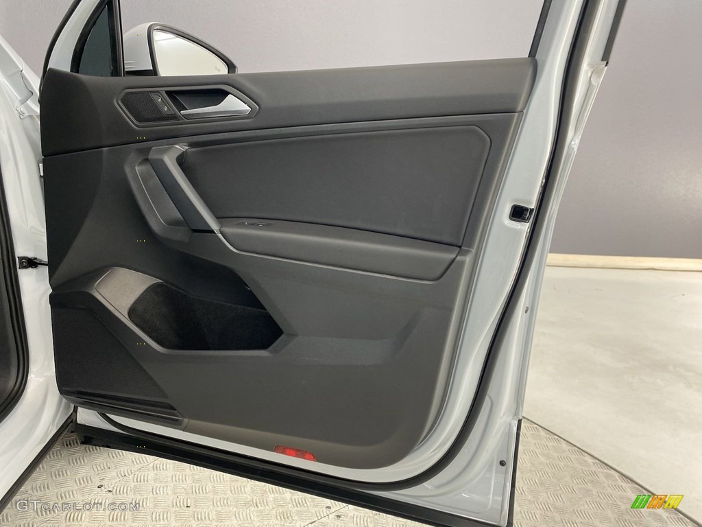 2019 Tiguan SE - Pure White / Titan Black photo #31