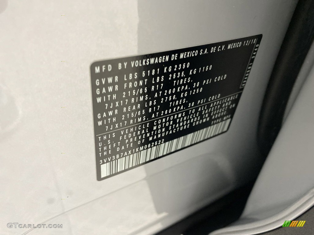 2019 Tiguan SE - Pure White / Titan Black photo #37