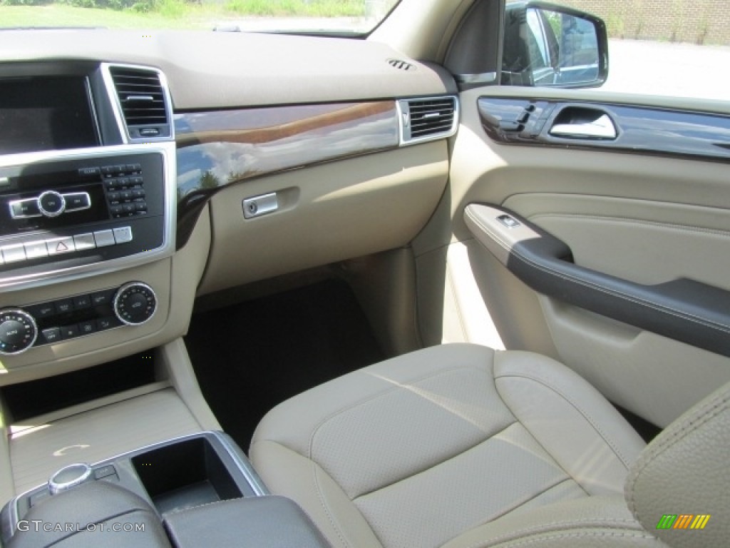 2015 ML 350 4Matic - Black / Almond Beige/Mocha photo #14