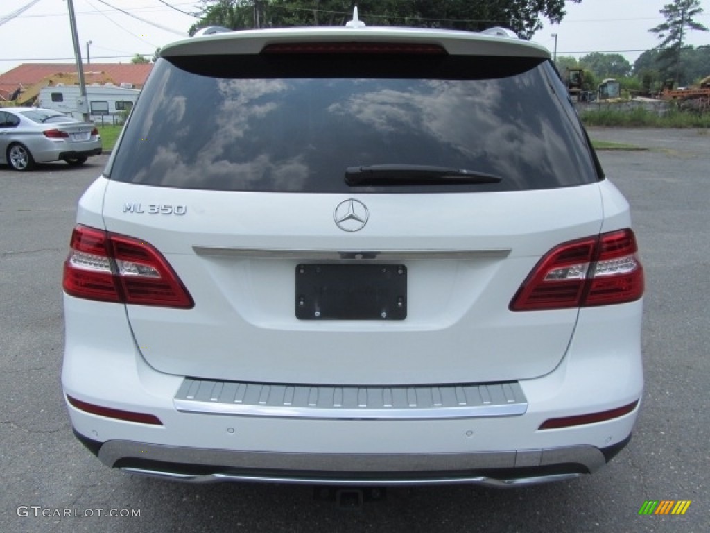 2015 ML 350 - Polar White / Almond Beige/Mocha photo #9