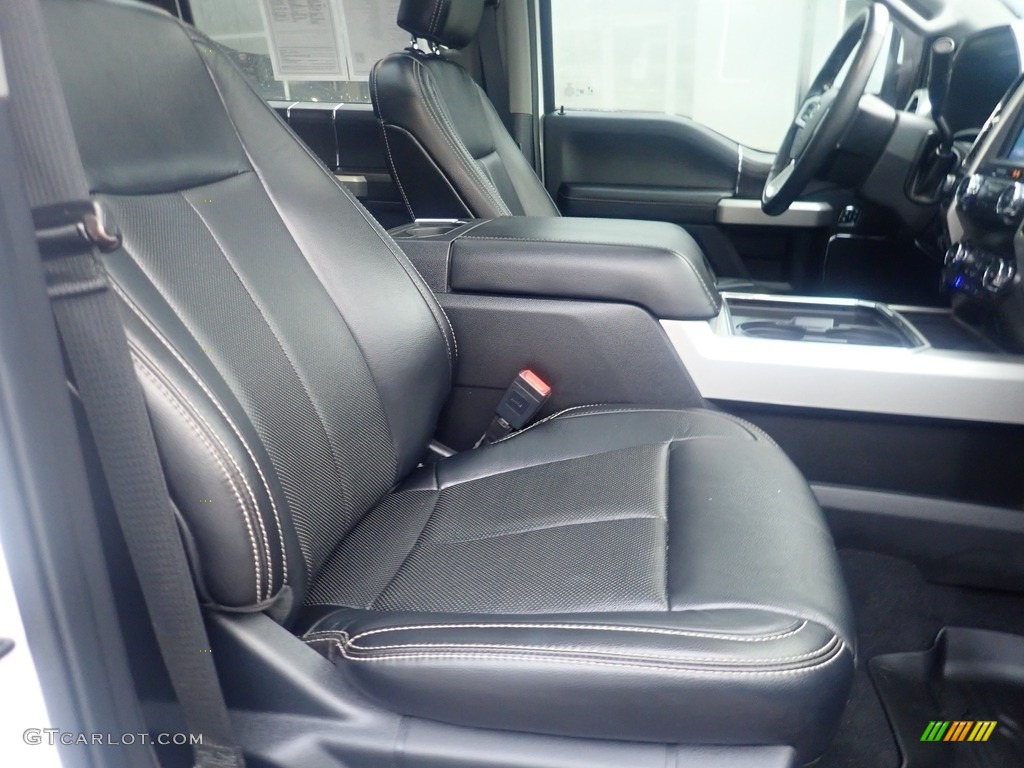 2020 Ford F450 Super Duty Lariat Crew Cab 4x4 Front Seat Photo #146268095