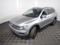 Pyrite Silver Metallic - Tiguan SE 4MOTION Photo No. 9