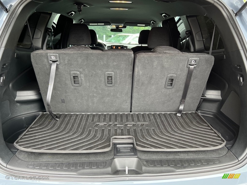 2022 Honda Pilot Sport Trunk Photos