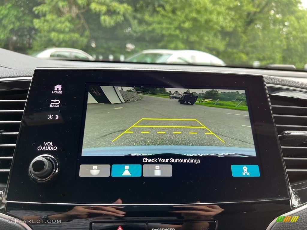 2022 Honda Pilot Sport Controls Photo #146270501