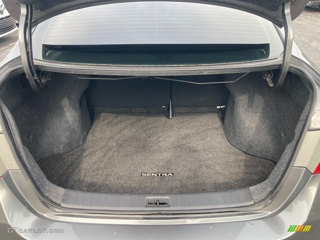2019 Nissan Sentra S Trunk Photos