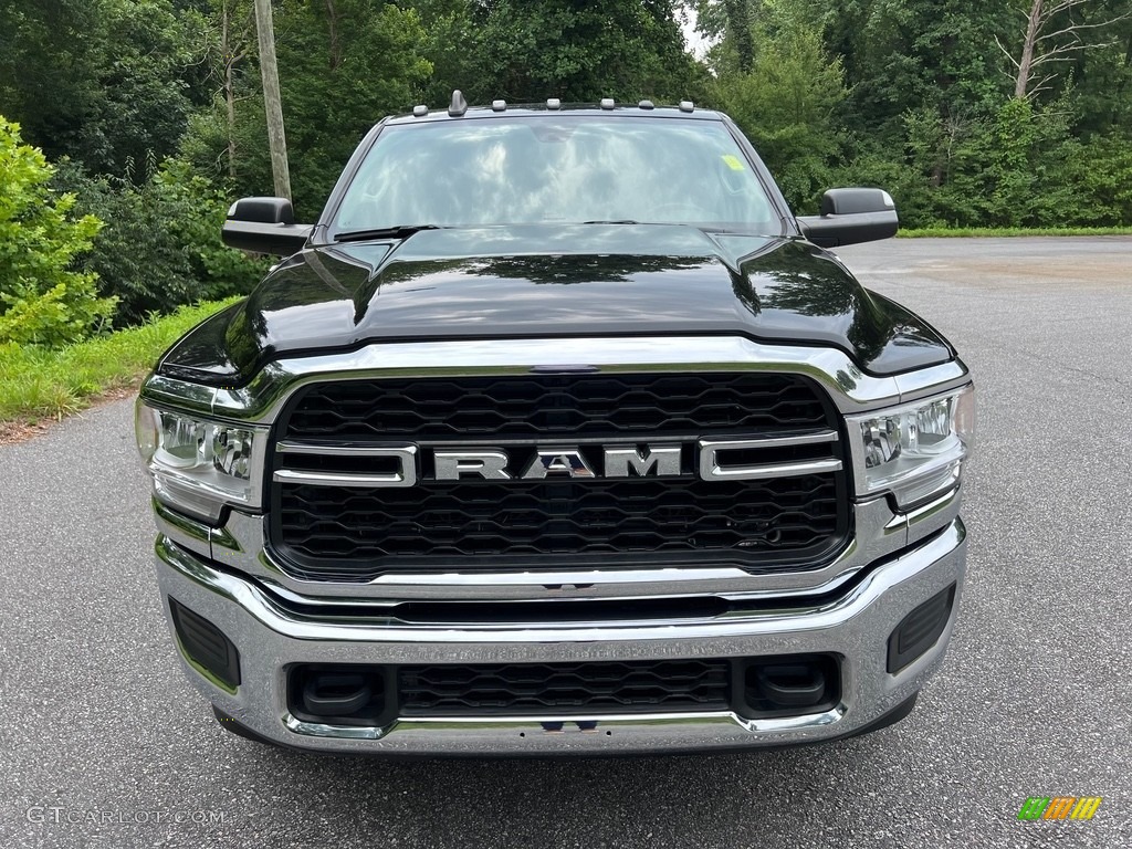 2020 3500 Tradesman Crew Cab 4x4 - Diamond Black Crystal Pearl / Black photo #3
