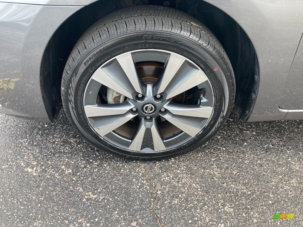 2019 Nissan Sentra S Wheel Photo #146271083