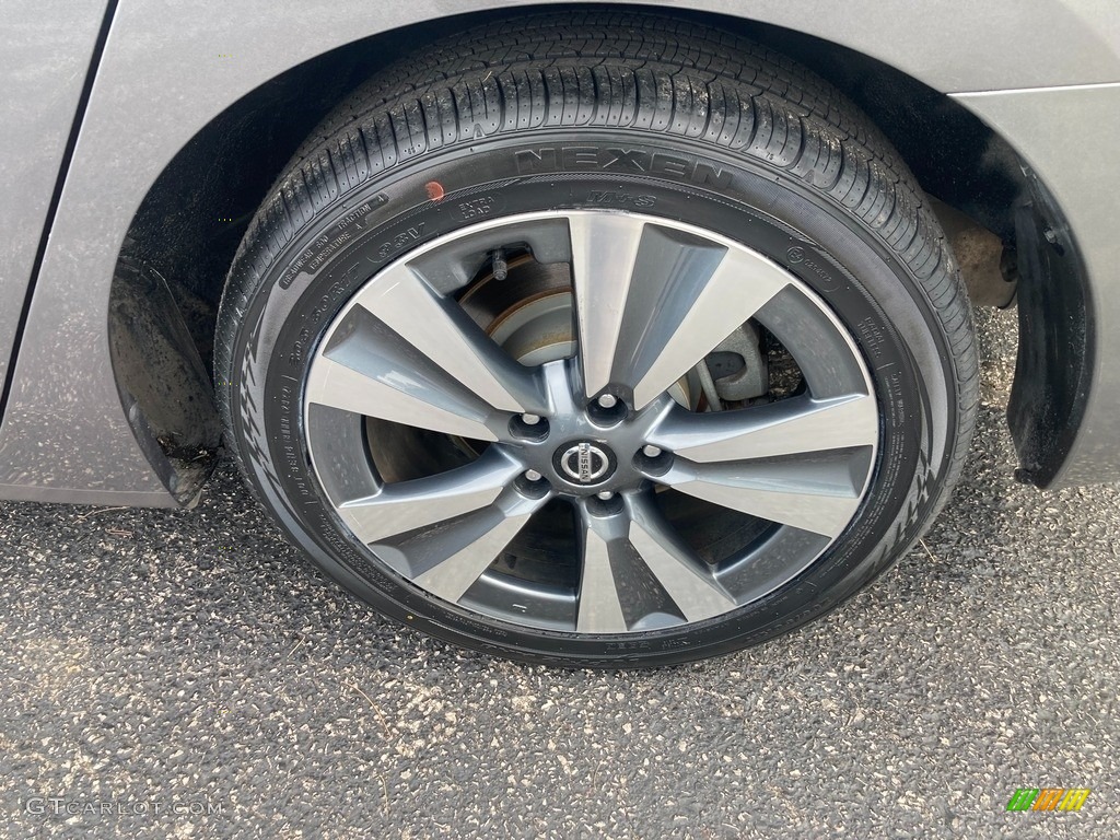 2019 Nissan Sentra S Wheel Photos