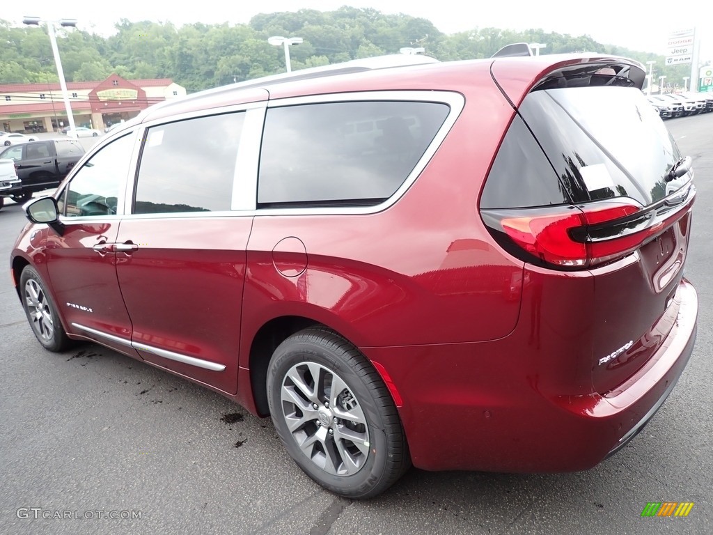 2023 Pacifica Pinnacle Plug-In Hybrid - Velvet Red Pearl / Caramel/Black photo #3