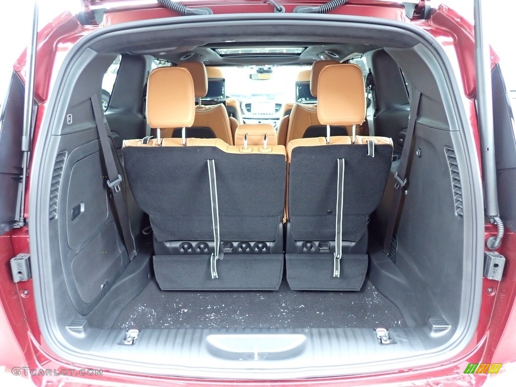 2023 Chrysler Pacifica Pinnacle Plug-In Hybrid Trunk Photo #146271281