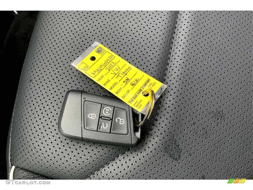 2022 Volkswagen Tiguan SEL R-Line 4Motion Keys Photo #146271752