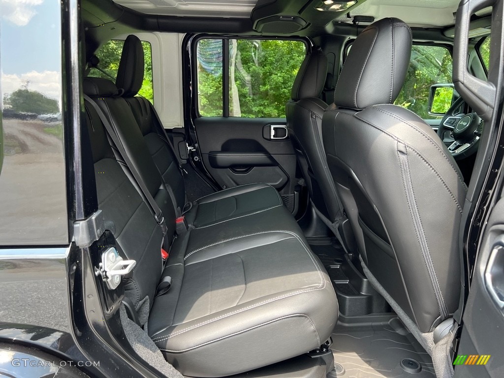 Black Interior 2023 Jeep Wrangler Unlimited Sahara 4XE Hybrid Photo #146271810