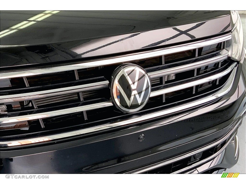 2022 Tiguan SEL R-Line 4Motion - Deep Black Pearl / Titan Black photo #30