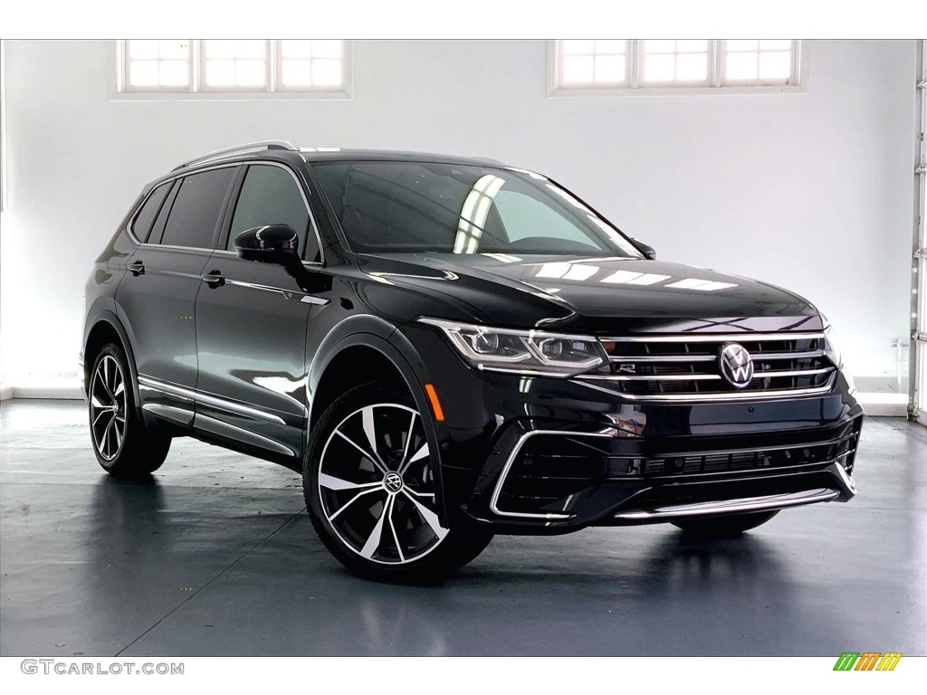 2022 Tiguan SEL R-Line 4Motion - Deep Black Pearl / Titan Black photo #34