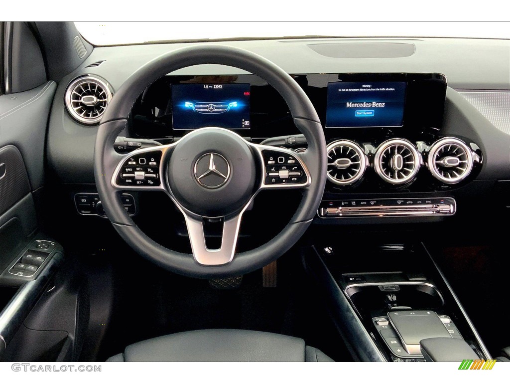 2021 GLA 250 - Polar White / Black photo #4
