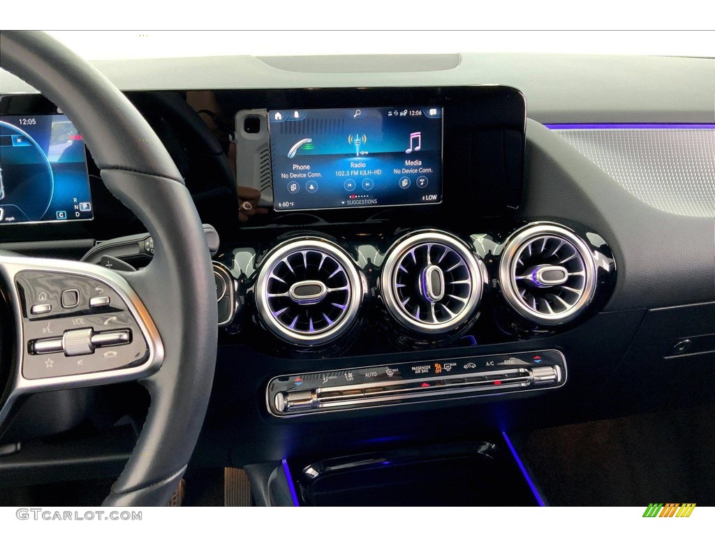 2021 GLA 250 - Polar White / Black photo #5