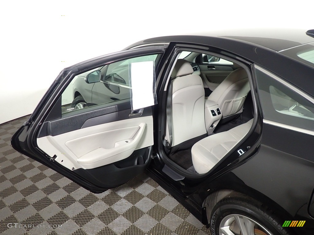 2019 Sonata SEL - Phantom Black / Gray photo #29