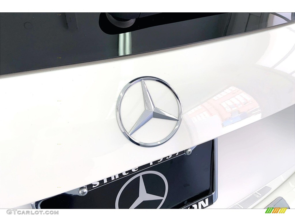 2021 GLA 250 - Polar White / Black photo #7