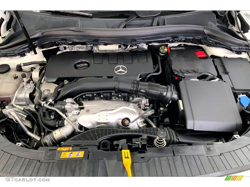 2021 GLA 250 - Polar White / Black photo #9