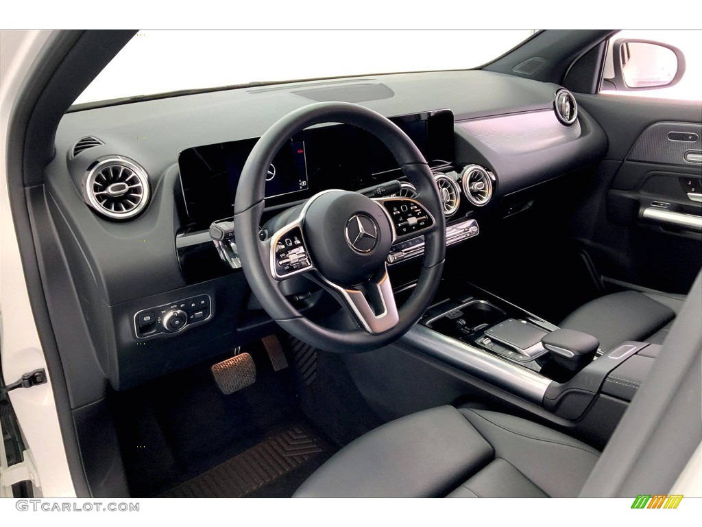 2021 GLA 250 - Polar White / Black photo #14